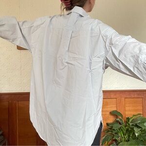 The quintessential oversize blue men's button down shirt!